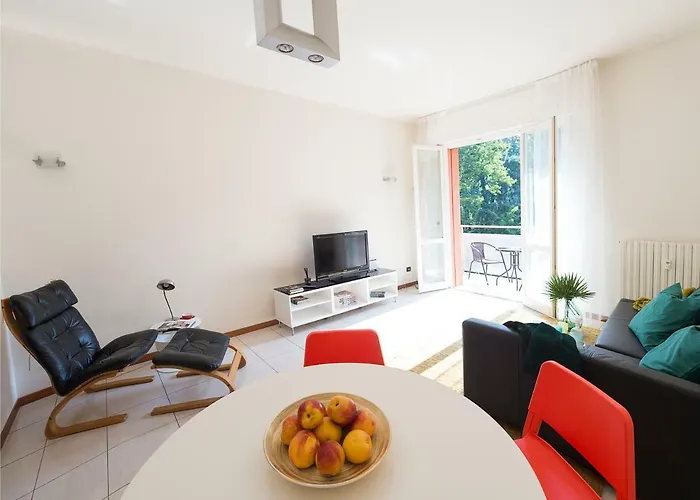 Botanika Apartment *